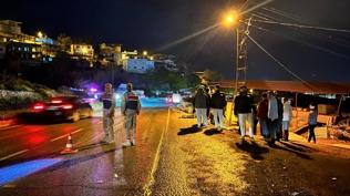 SUV tipi ara� ile otomobilin �arp��t��� kazada 1 ki�i yaraland�