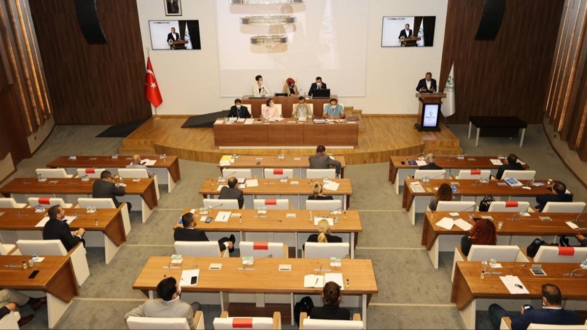 Beykoz'da AK Parti damgas�: �ki kritik koltuk da al�nd�