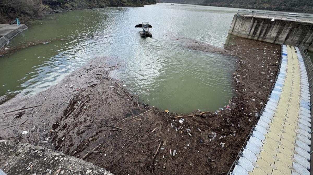 Her damla i�in m�cadele ediliyor: Yuvac�k Baraj�`nda dev temizlik