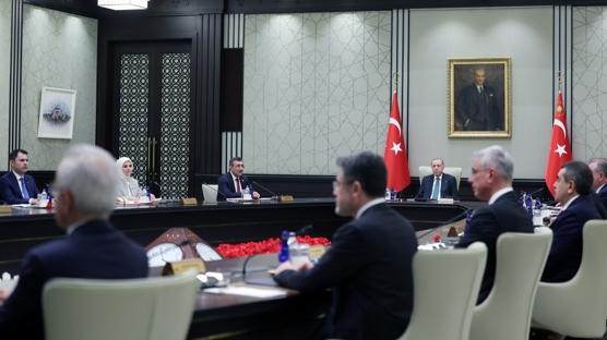 Kabine Toplant�s� ba�lad�