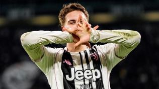 Kenan Yıldız, mart ayının yükselen yıldızı ödülünü aldı