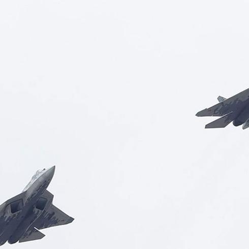 20 adet Su-57 sava� u�a�� havaliman�na geldi