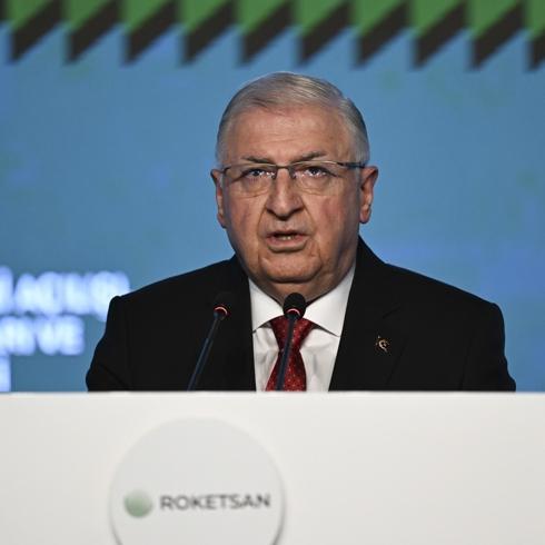 Bakan G�ler'den '�elik Kubbe' vurgusu: �ok katmanl� savunma sistemi belirleyici rol oynuyor