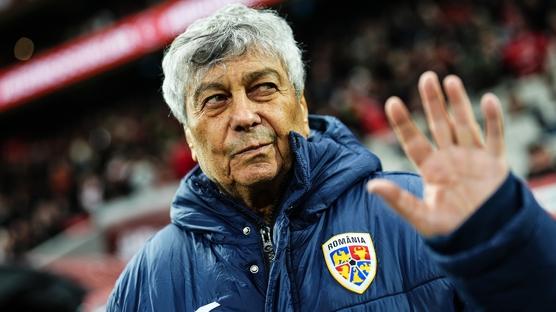 Bakan Osman A�k�n Bak, Mircea Lucescu i�in ba�sa�l��� yay�mlad�