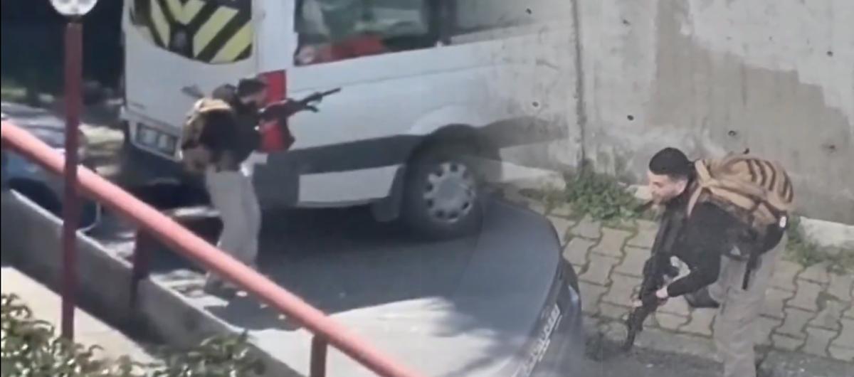 Be�ikta�'ta hain sald�r�! 3 ter�rist etkisiz hale getirildi