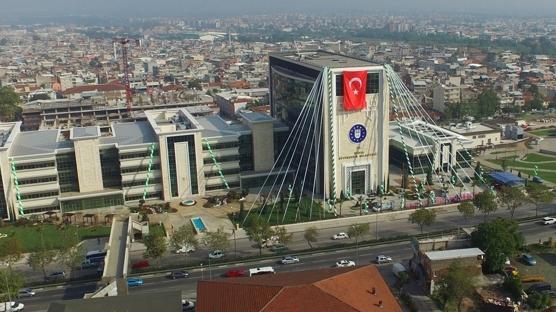 Bursa B�y�k�ehir'de acil �nlem! �demeler ask�ya al�nd�, izinler iptal edildi