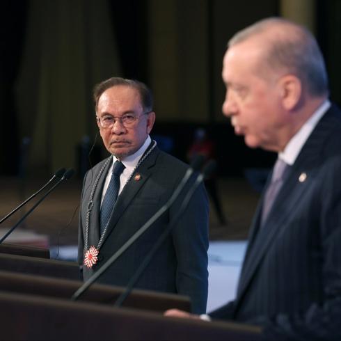 Cumhurba�kan� Erdo�an'�n liderli�ine �vg�: T�rkiye do�rudan bir istikrar g�c�