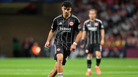 Frankfurt'ta Can Uzun krizi!