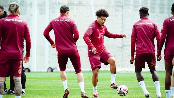 Galatasaray, G�ztepe ma��na haz�r