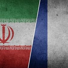 �ran, 2 Frans�z vatanda��n� serbest b�rakt�