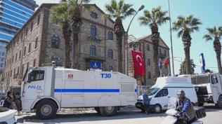 �zmir'de eski DGM binalar�n�n tahliye s�reci tamamland�