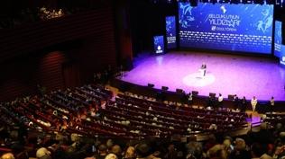 Konya'da gurur gecesi! Sel�uklu'nun y�ld�zlar� sahneye ��kt�, hedef olimpiyat