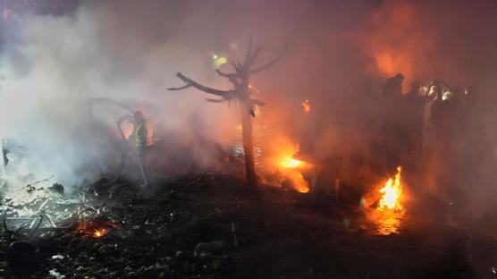 Soyk�r�mc� �srail'den L�bnan'a hava sald�r�s�: 3 ki�i hayat�n� kaybetti