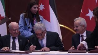 Umman'da 3 ülkeden tarihi imza