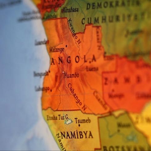 Binlerce ev sular alt�nda! Sel felaketi �lkeye kabus gibi ��kt�: 45 �l�