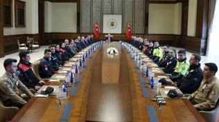 Cumhurba�kan� Erdo�an, Bakan �ift�i ve beraberindeki heyeti kabul etti