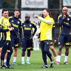 Fenerbahçe, Kayserispor maçının taktiğini çalıştı