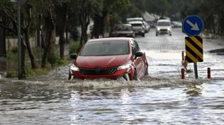 14 ilde kuvvetli sa�anak bekleniyor: Bakanl�ktan sel ve su bask�n� uyar�s�