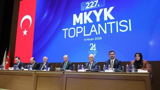 AK Parti MKYK Toplant�s� sona erdi