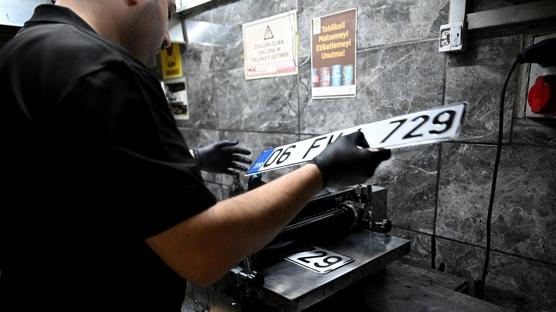 Bu plakalar �cretsiz yenilenecek