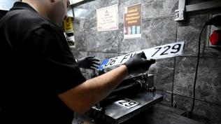 Bu plakalar �cretsiz yenilenecek