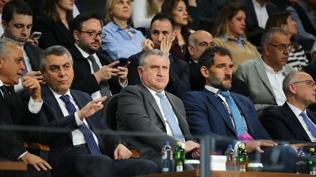 Bakan Bak'tan �BK Mersin'e tebrik mesaj�