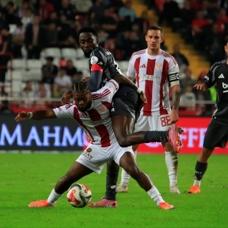 Be�ikta� ile Antalyaspor 60. kez kar�� kar��ya gelecek