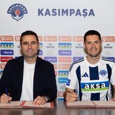 Kas�mpa�a, Haris Hajradinovic ile nikah tazeledi