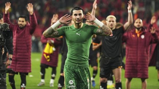 3 puan Galatasaray'�n