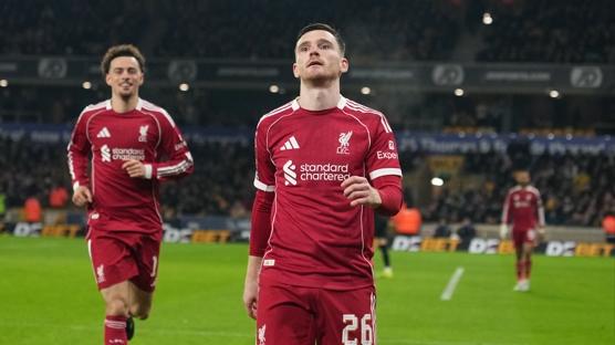 Liverpool'da bir devir kapan�yor: Robertson ayr�l��� a��kland�