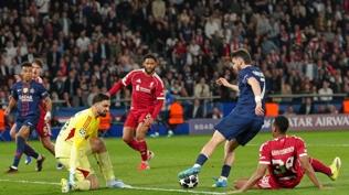 PSG, Liverpool'u 2 golle ge�erek avantaj� kapt�