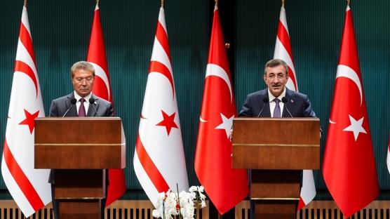 Rum yönetimine tepki! KKTC Başbakanı Üstel: Kıbrıs Adası, adeta savaşın bir parçası haline gelmiştir