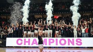 �BK Mersin'den tarihi ba�ar�!