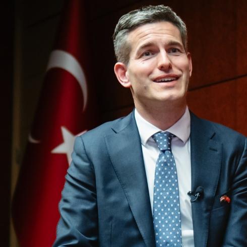 G�reve gelir gelmez mesaj� verdi: T�rkiye ile Avrupa aya�� olu�turmak istiyoruz