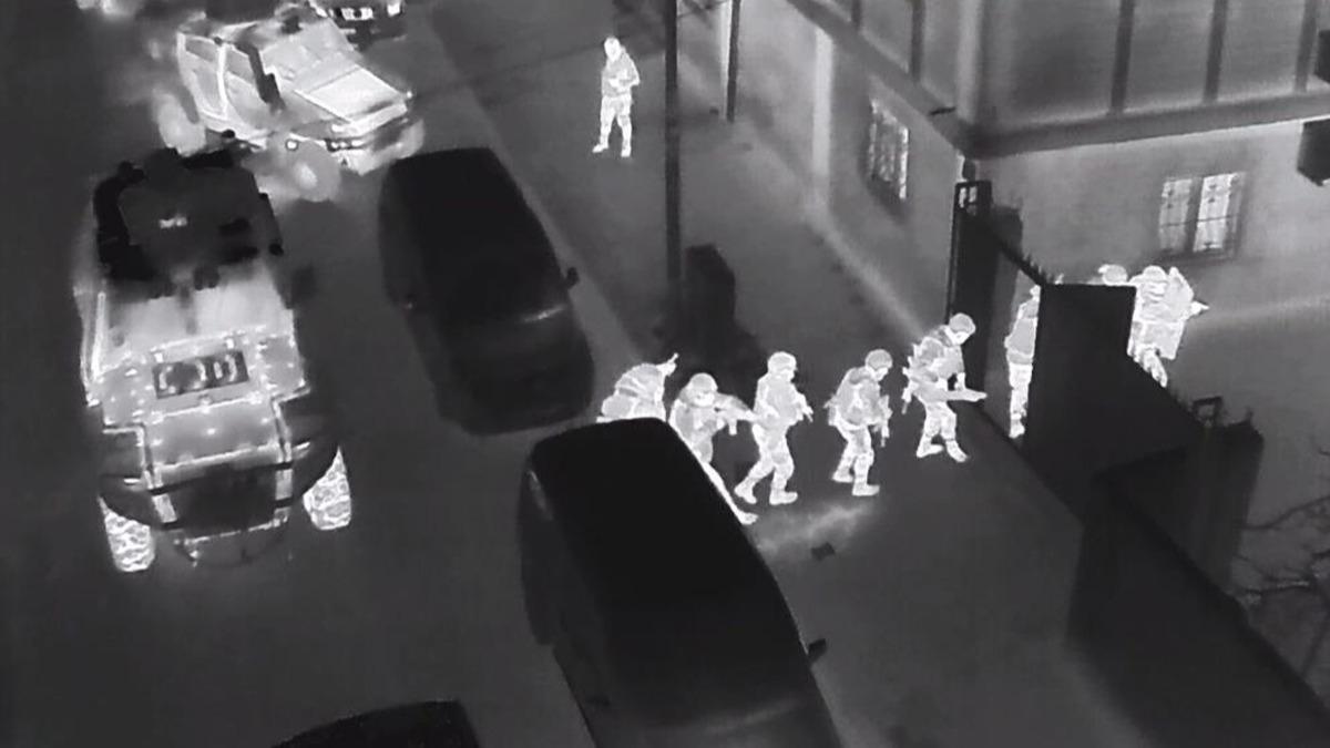 ��rnak ve Kocaeli'de DEA� temizli�i! Silah ve �rg�tsel dok�manlar ele ge�irildi