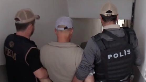 Birer birer enselendiler