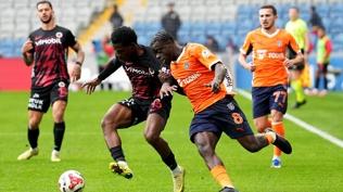 Ba�ak�ehir 3 puan� 3 golle ald�