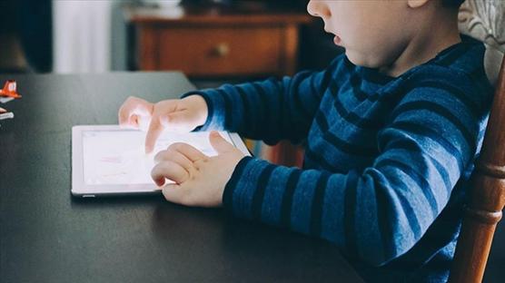 15 yaş altına sosyal medya freni geliyor