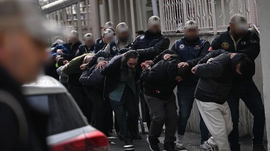 ��pheliler adliyeye sevk edildi