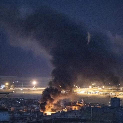 Katil �srail L�bnan'�n g�neyine sald�rd�... 13 ki�i hayat�n� kaybetti