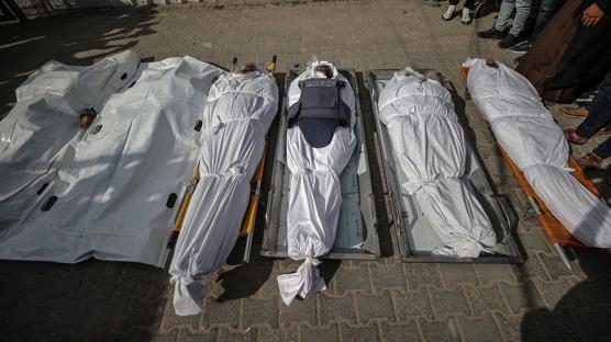 Katil �srail'den Gazze'de polis merkezine hava sald�r�s�: 6 �ehit