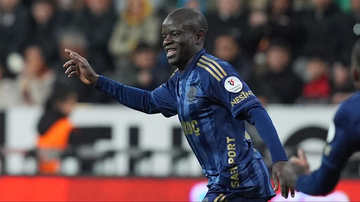N'Golo Kante: Her ge�en g�n ligi daha iyi tan�yorum