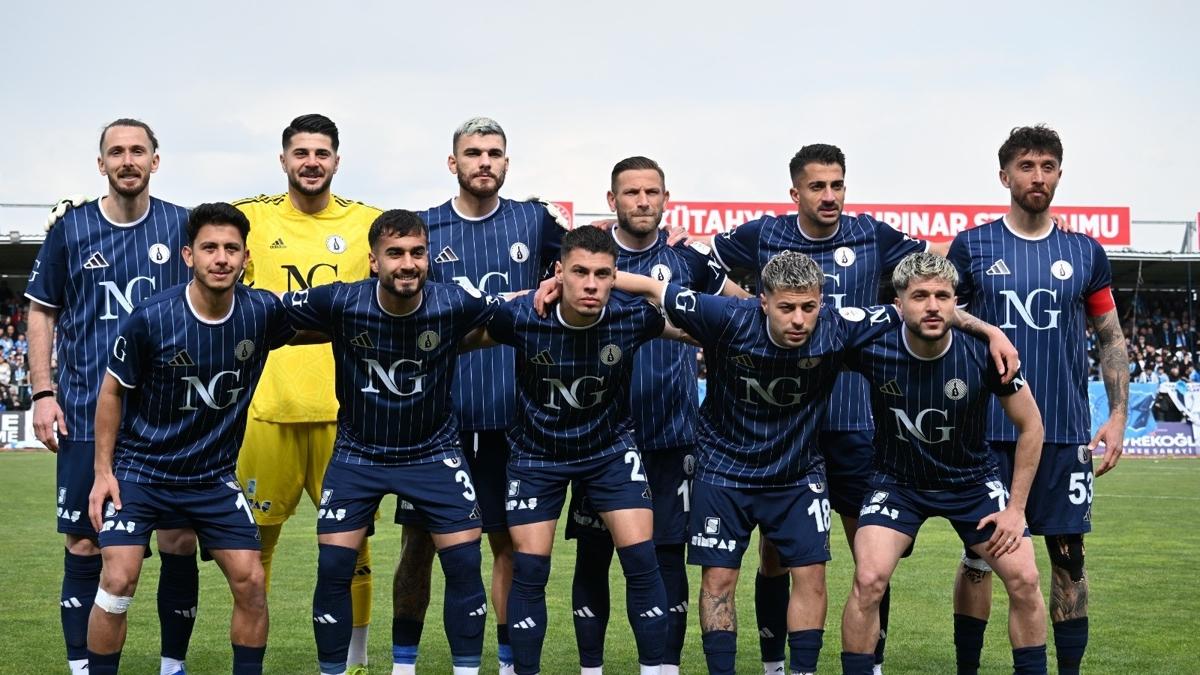 24 y�l sonra gelen zafer! K�tahyaspor 2. Lig'de