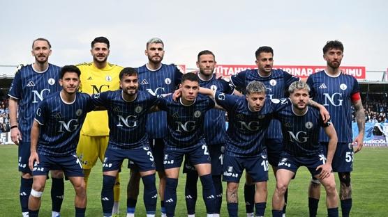 24 y�l sonra gelen zafer! K�tahyaspor 2. Lig'de