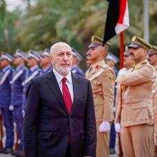 Ba�dat'ta yeni d�nem: Nizar Amedi g�revi resmen devrald�