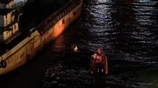 İstanbul Boğazı'nda kaza: Haydarpaşa Limanı'nda tekne, gemiye çarptı