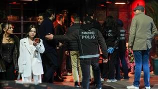 �stanbul'da e�lence mekanlar�nda arama yap�ld�! G�zalt�lar var