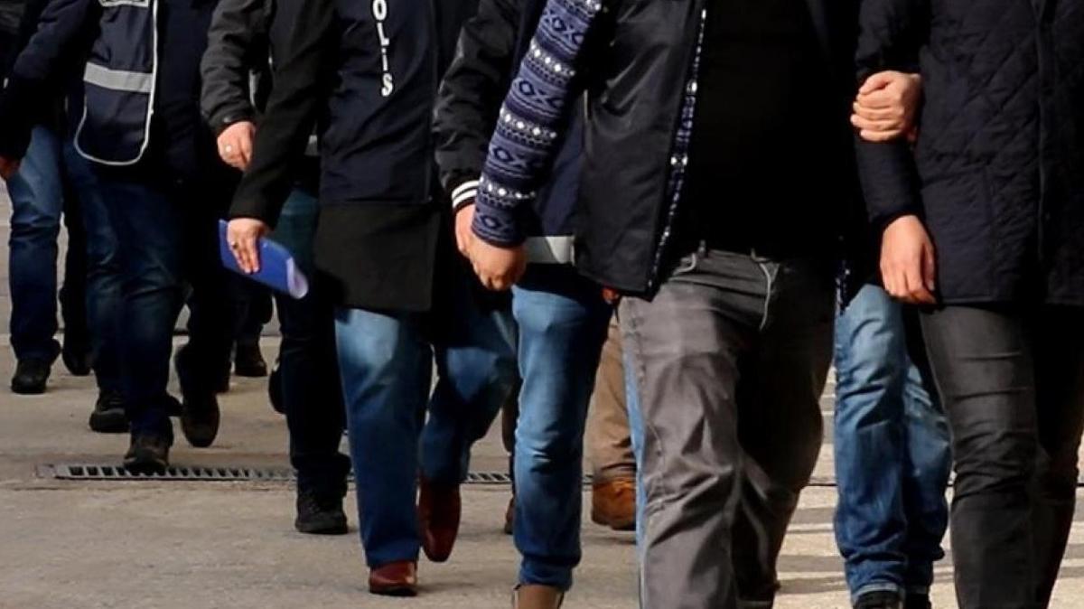 Sahtecilik ve zimmet a�� ��kertildi! 8 ilde e� zamanl� operasyon: 18 ��pheli tutukland�