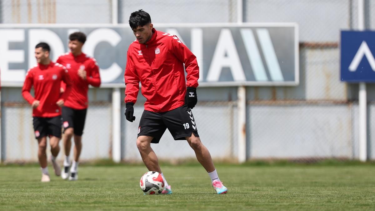 Sivasspor, �stanbulspor ma��na haz�r