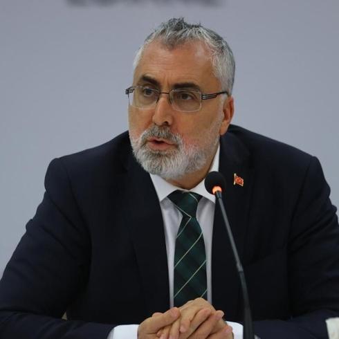 Bakan I��khan: Suriyelilerin d�n��� i� g�c� piyasas�nda belirgin a���a yol a�mad�